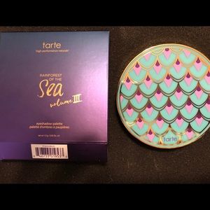 Tarts Limited-Edition Rainforest of the Sea Vol. 3